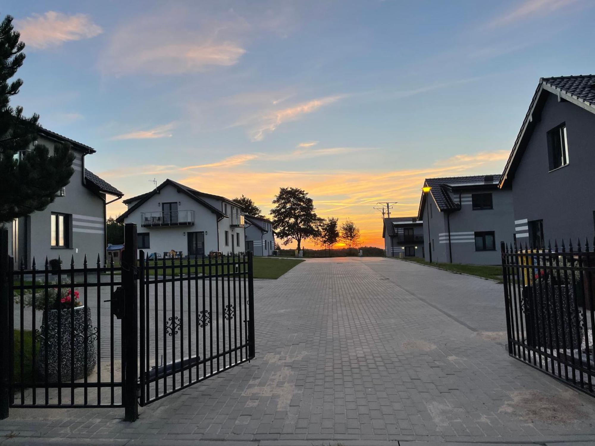Apartamenty Pod Sosnami Sarbinowo Eksteriør bilde
